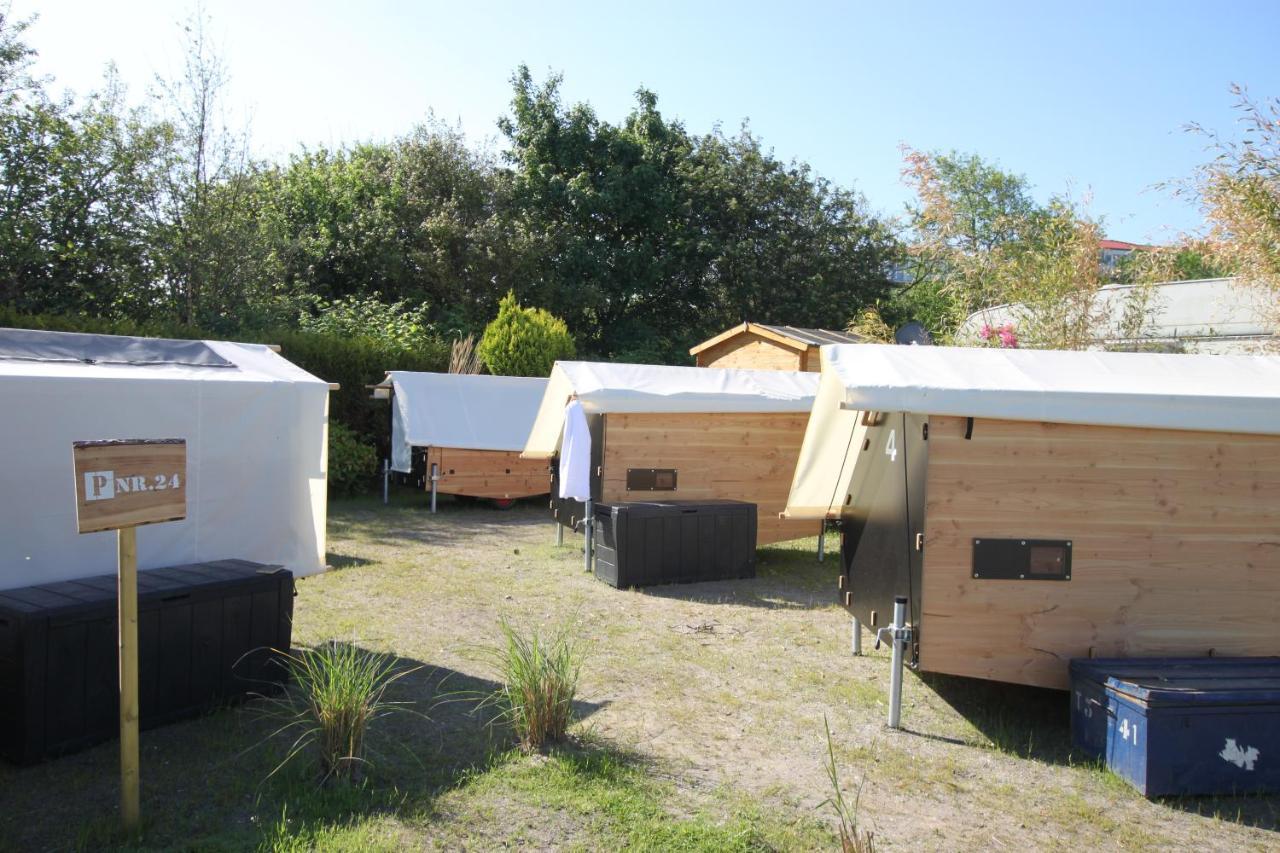 Strandgutkoje Auf Dem Campingplatz Strandgut Cuxhaven Exterior foto